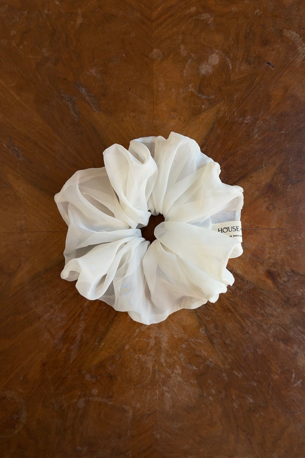 MAYA SCRUNCHIE