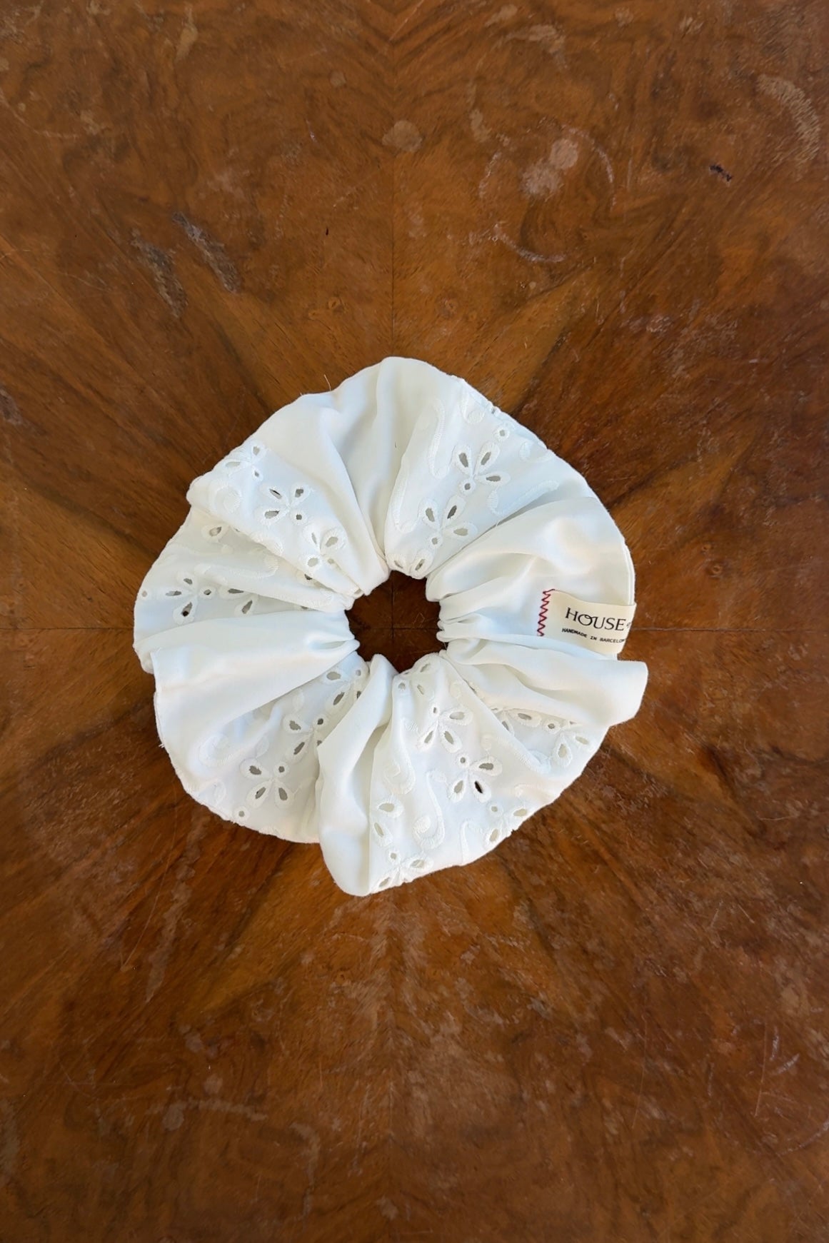 CLARA SCRUNCHIE